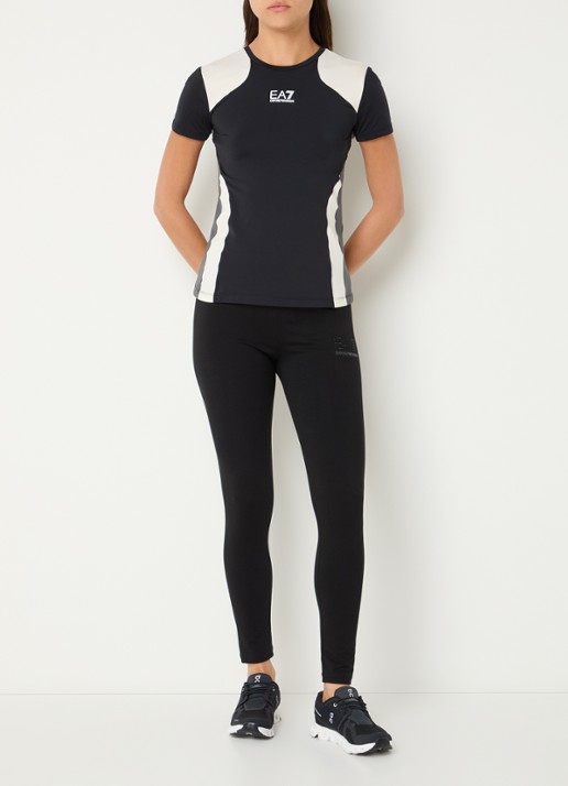 Armani Trainings T-shirt met logoprint - voorkant 2 zwart