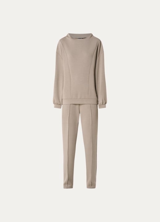 Armani Trainingspak met steekzakken - voorkant beige