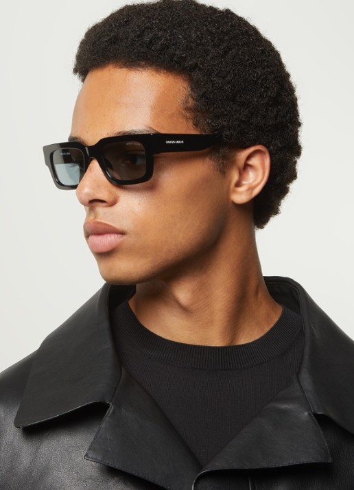 Armani Zonnebril AR8184U - voorkant 5 zwart