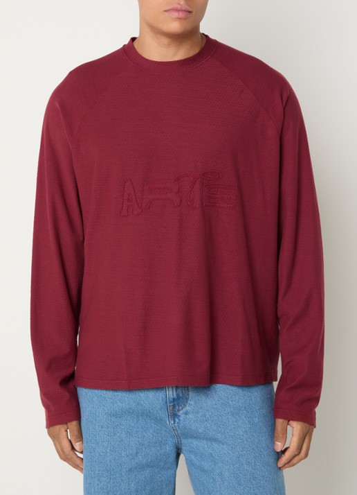 Arte Antwerp Longsleeve met logoborduring - detail bordeauxrood