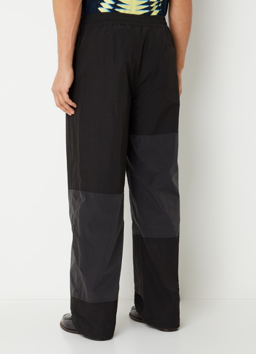 Arte Antwerp Loose fit broek met steekzakken - achterkant zwart