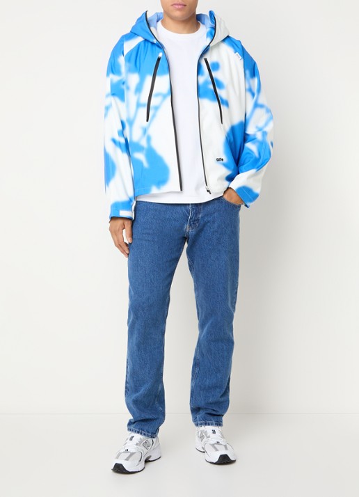 Arte Antwerp Softshell jack met capuchon en print - voorkant 4 blauw