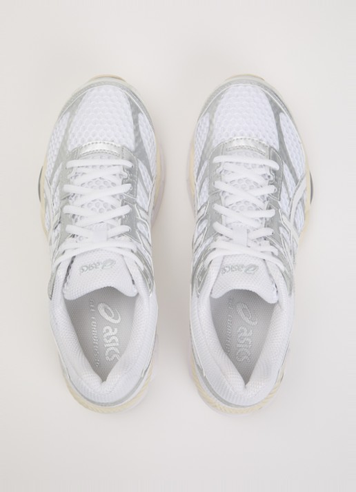 ASICS Gel-Cumulus 16 sneaker met mesh details - detail 2 wit