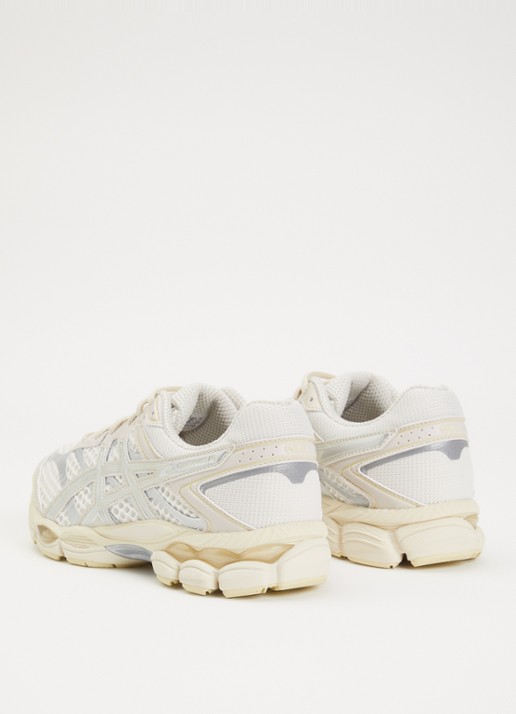ASICS Gel-Cumulus 16 sneaker met mesh details - achterkant 5 gebroken wit