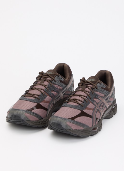 ASICS Gel-Cumulus 16 sneaker met mesh details - detail 3 donkerbruin