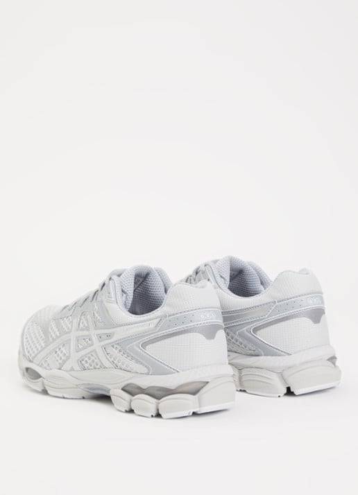 ASICS Gel-Cumulus 16 sneaker met mesh details - achterkant 5 lichtgrijs