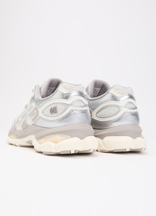 ASICS Gel-NYC 2.0 sneaker met metallic finish  - achterkant 5 taupe
