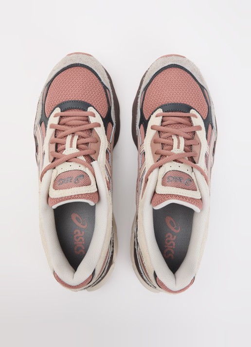 ASICS Gel-Nyc 2.0 sneaker met suède details - detail 2 beige
