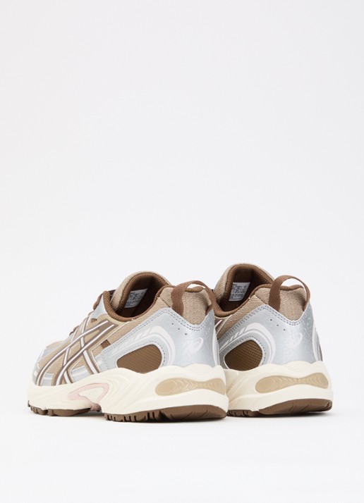 ASICS Gel-Ventx sneaker met mesh details - achterkant lichtbruin