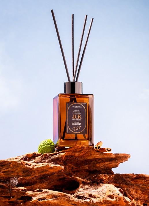 Atelier Rebul J.C.R. Geurstokjes 515 ml - detail 2 camel