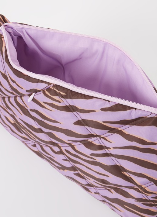 Ateljé Puffy Savana laptophoes 14 inch  - detail lila