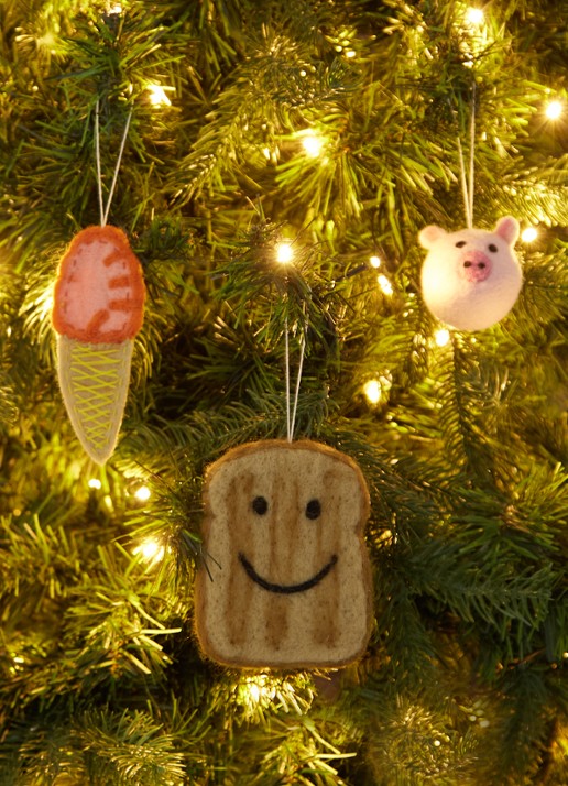 Aveva Toast kersthanger 11 cm - voorkant 3 lichtbruin