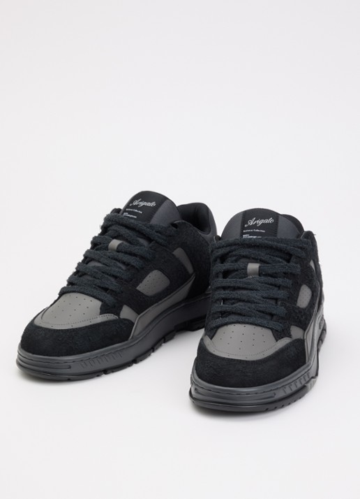 Axel Arigato Area Lo Fluffy sneaker met suède details - detail 3 zwart