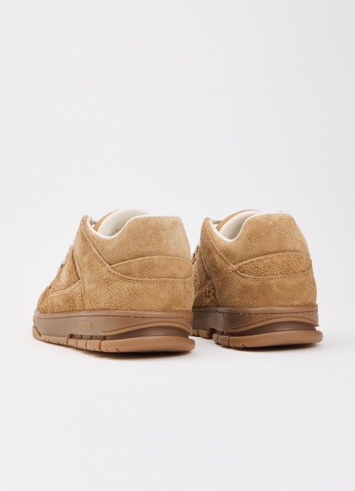 Axel Arigato Area Lo sneaker van suéde met logo  - achterkant 5 camel