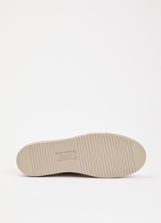 Axel Arigato Clean 90 sneaker van suède - detail 4 taupe