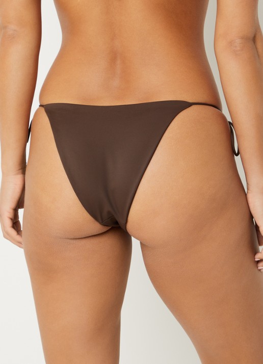 Aya Label The Thalassa brazilian bikinislip met kralendecoratie - achterkant donkerbruin