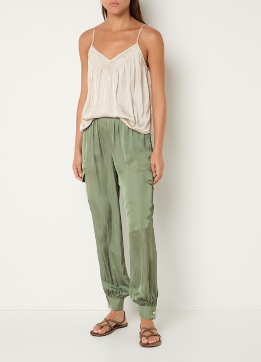 ba&sh Celia high waist loose fit cargobroek met glanzende finish  - voorkant 4 groen