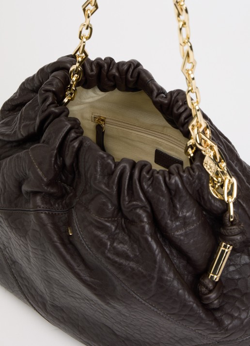 ba&sh June schoudertas van leer met kettingdetail - detail 3 donkerbruin