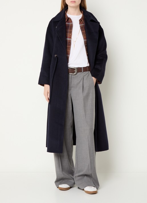 ba&sh Kate trenchcoat in wolblend met steekzakken  - voorkant 3 donkerblauw