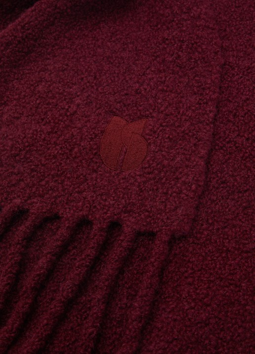 ba&sh Sasha sjaal in alpaca wolblend 180 x 26 cm - detail bordeauxrood