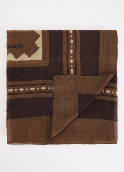 ba&sh Soan sjaal in zijdeblend met print 135 x 135 cm - voorkant 3 bruin