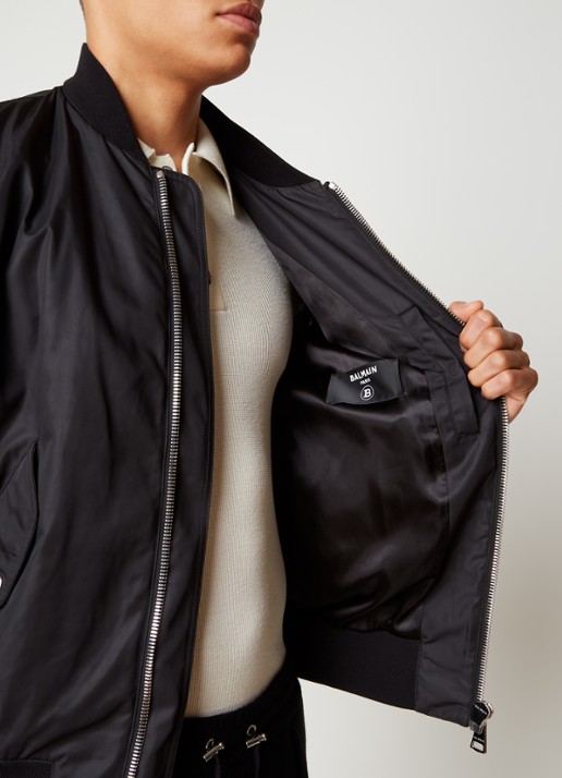 Balmain Bomberjack met logo- en backprint - detail 5 zwart