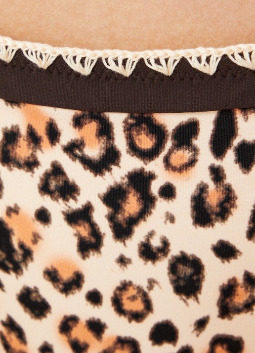 Banana Moon Sadia Savari bikinislip met panterprint - detail 2 beige