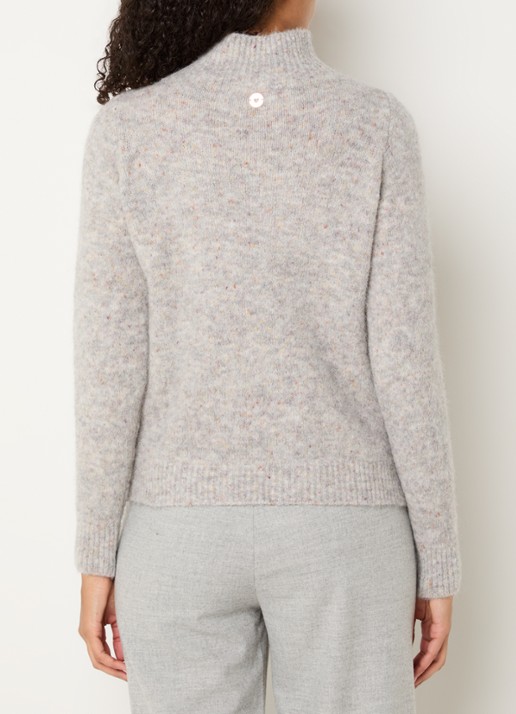 Bellamy Thebe kabelgebreide trui in alpaca wolblend - achterkant 3 lichtgrijs