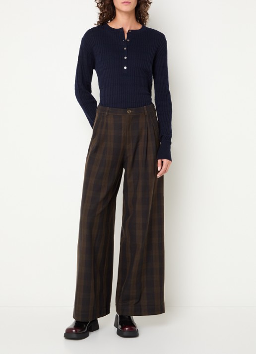 Bellerose Aryro ribgebreide trui van wol - voorkant 2 donkerblauw