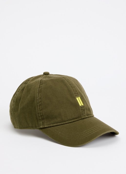 Bellerose Dacor pet met logoborduring - voorkant legergroen