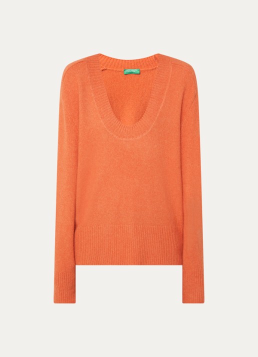 Benetton Fijngebreide pullover in wolblend met V-hals - voorkant oranjerood