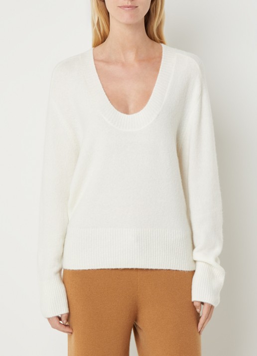 Benetton Fijngebreide pullover in wolblend met V-hals - detail gebroken wit