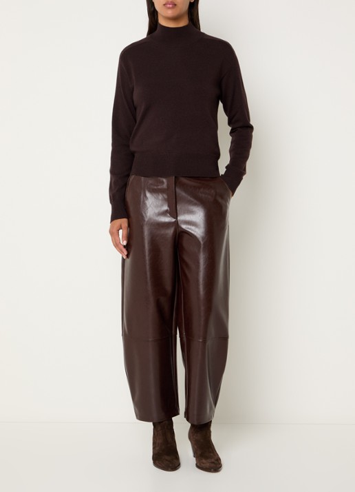 Benetton High waist cropped tapered fit broek van imitatieleer - voorkant 4 chocoladebruin