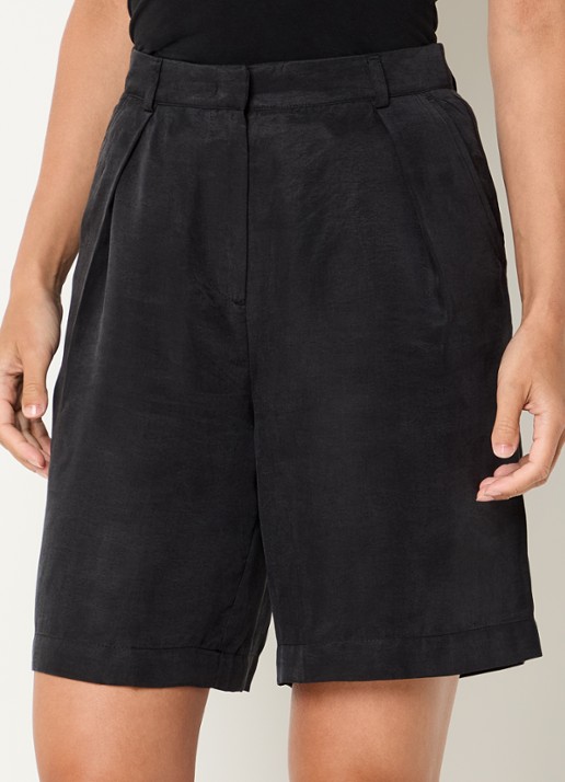 Benetton High waist loose fit korte pantalon met glanzende finish