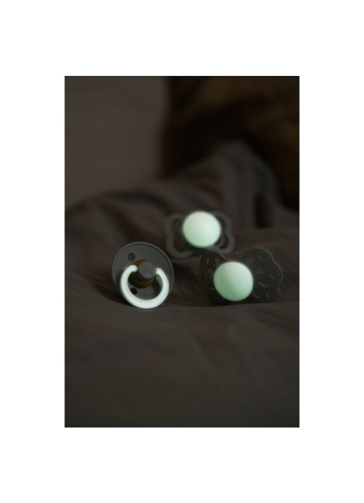 BIBS Colour fopspeen in 2-pack - detail 2 vanillegeel
