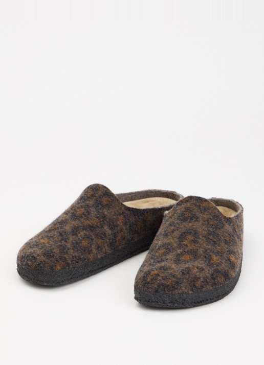 Birkenstock Narrow Fit Amsterdam Wrapped muiltje met panterprint - detail bruin