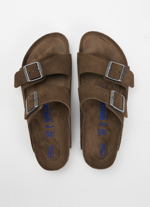 Birkenstock Narrow Fit Arizona slipper van suède - detail 4 chocoladebruin