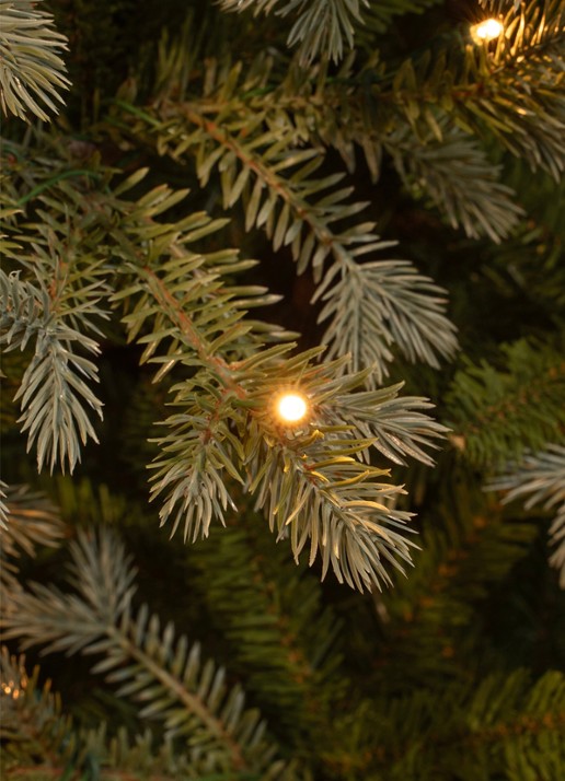 Black box Ardley kunstkerstboom met LED verlichting 215 cm - detail 2 donkergroen