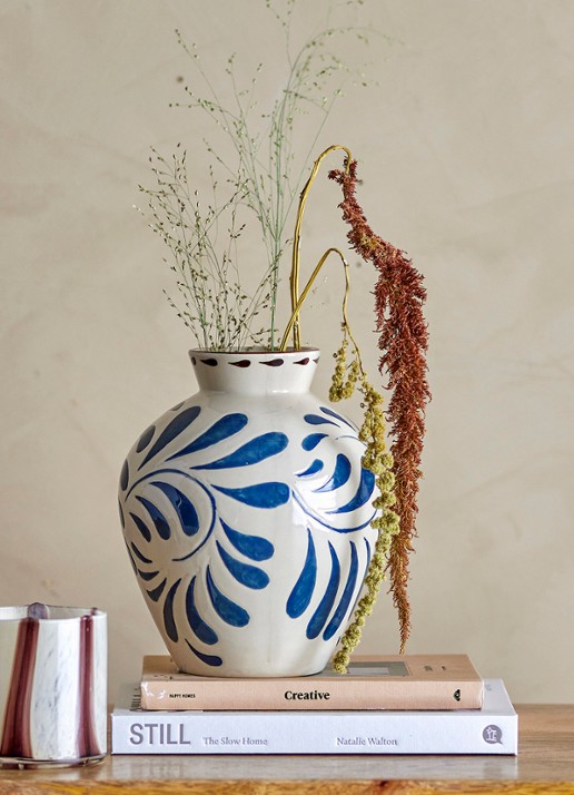 Bloomingville Heikki vaas 24 cm - voorkant 2 donkerblauw