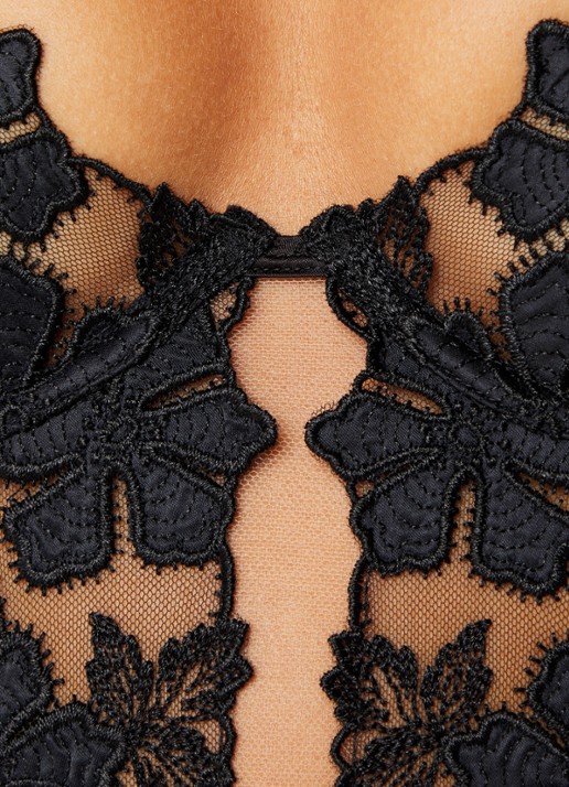 Bluebella Alara string body van mesh met bloemborduring - detail 2 zwart