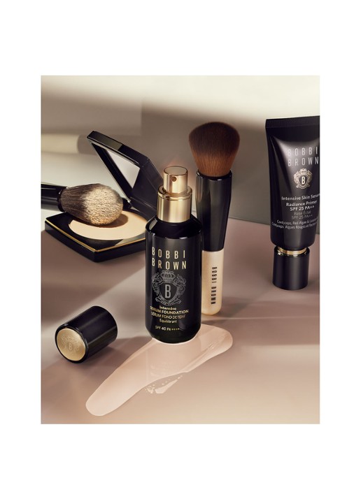 Bobbi Brown Intensive Skin Serum Foundation SPF 40 - detail 5 alabaster
