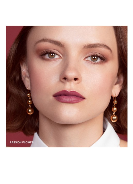 Bobbi Brown Luxe Shine Intense Lipstick - detail 6 passion flower