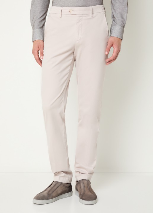 Boggi Milano Slim fit chino met steekzakken - detail 4 zand