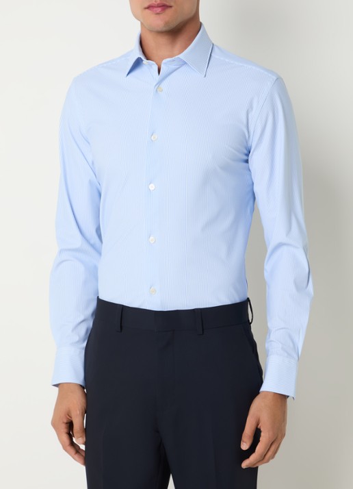 Boggi Milano Slim fit strijkvrij overhemd met wide spread kraag en streepdessin