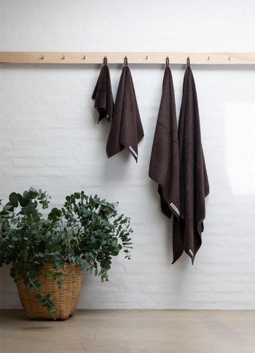 Bongusta Naram badlaken - 600 gr/m2 - 150 x 100 cm - detail 2 donkerbruin