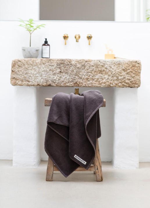 Bongusta Naram badlaken - 600 gr/m2 - 150 x 100 cm - voorkant 5 donkerbruin