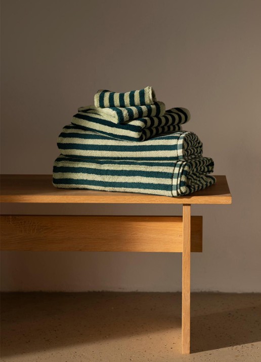 Bongusta Naram badlaken - 600 gr/m2 - 150 x 100 cm - detail 4 donkergroen