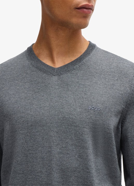 BOSS Baram fijngebreide pullover van scheerwol met V-hals - detail 5 middengrijs