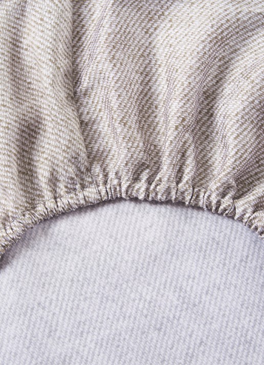 BOSS Carlow hoeslaken van katoensatijn 300TC - voorkant 4 beige