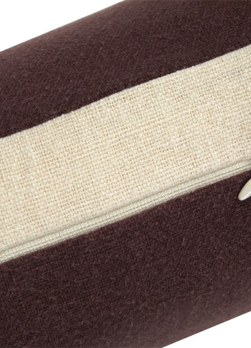 BOSS Clayton sierkussenhoes van linnen 31 x 55 cm - detail 2 donkerbruin